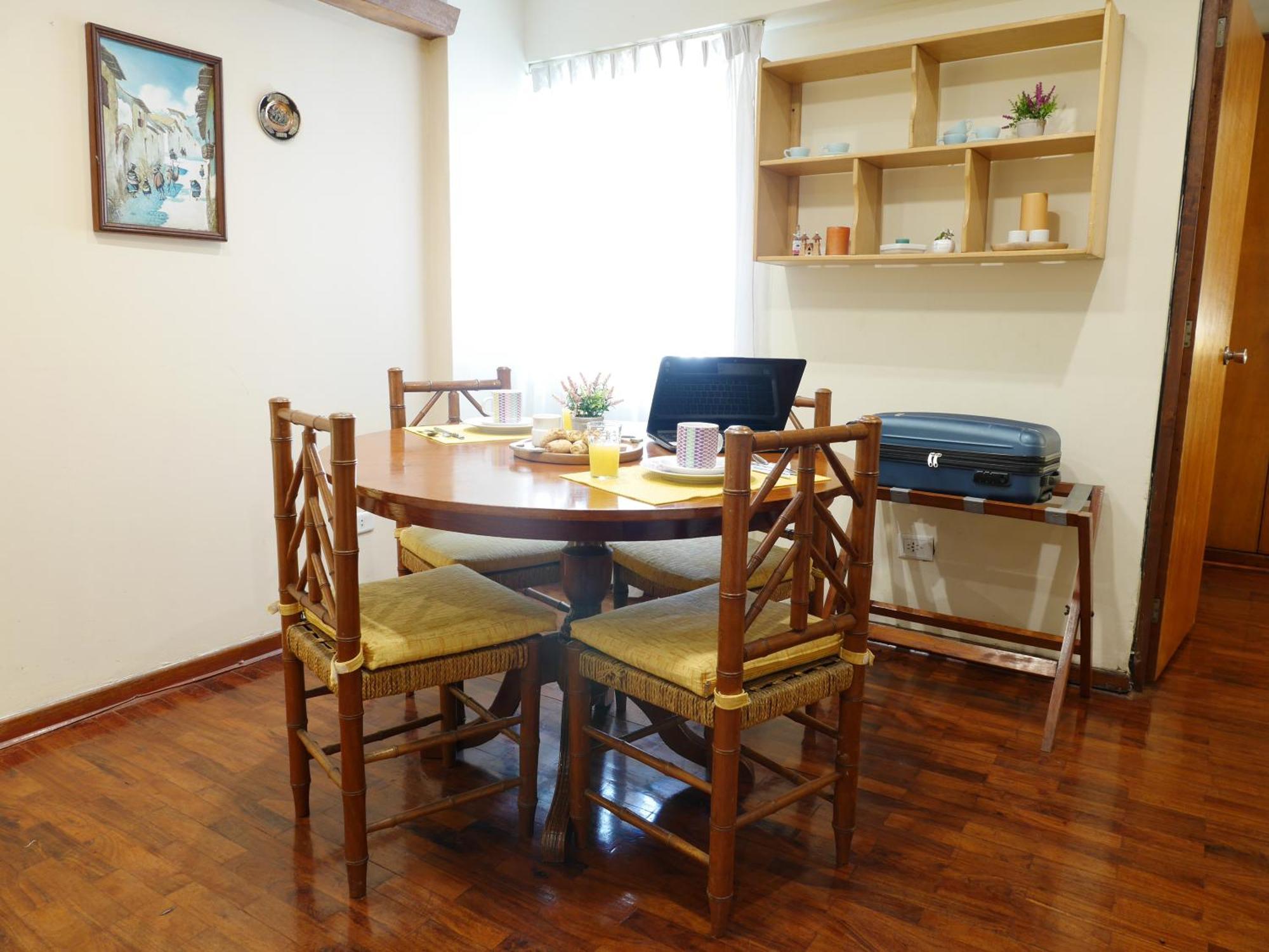 Service Aparthotel 3*