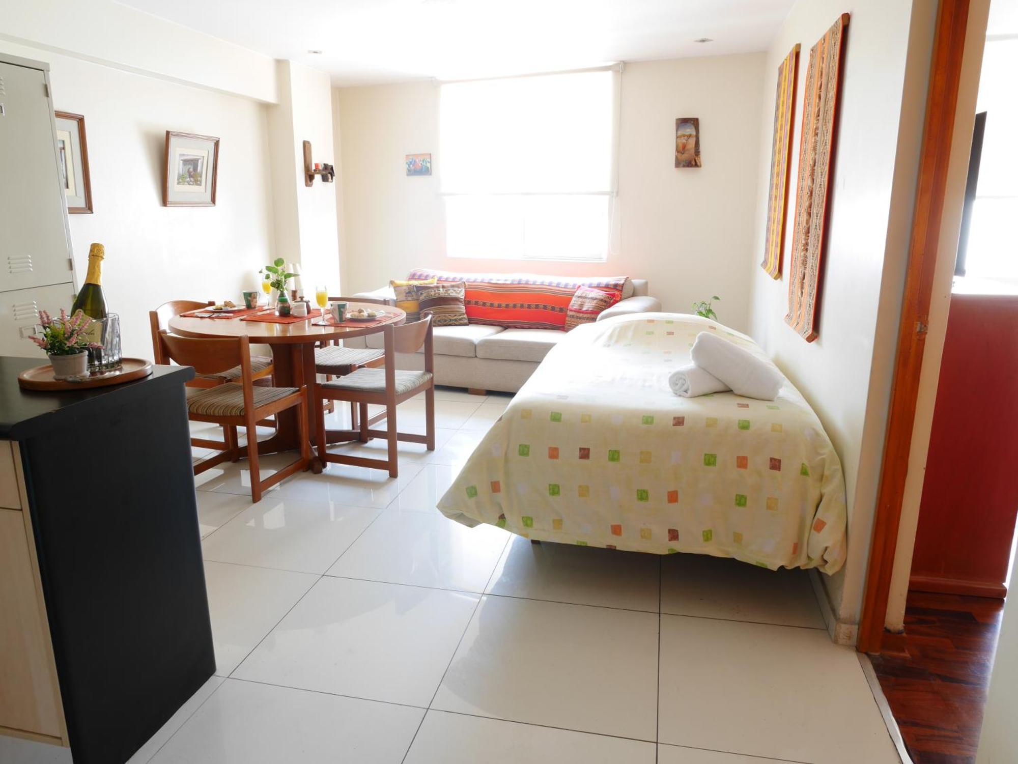 Aparthotel Service 3*